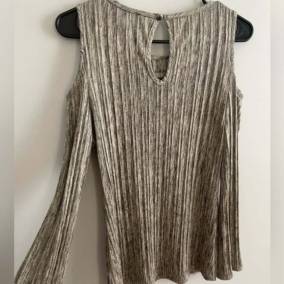 Frank Lyman Beaded Open Shoulder Long Sleeve Top - Picture 5 of 5